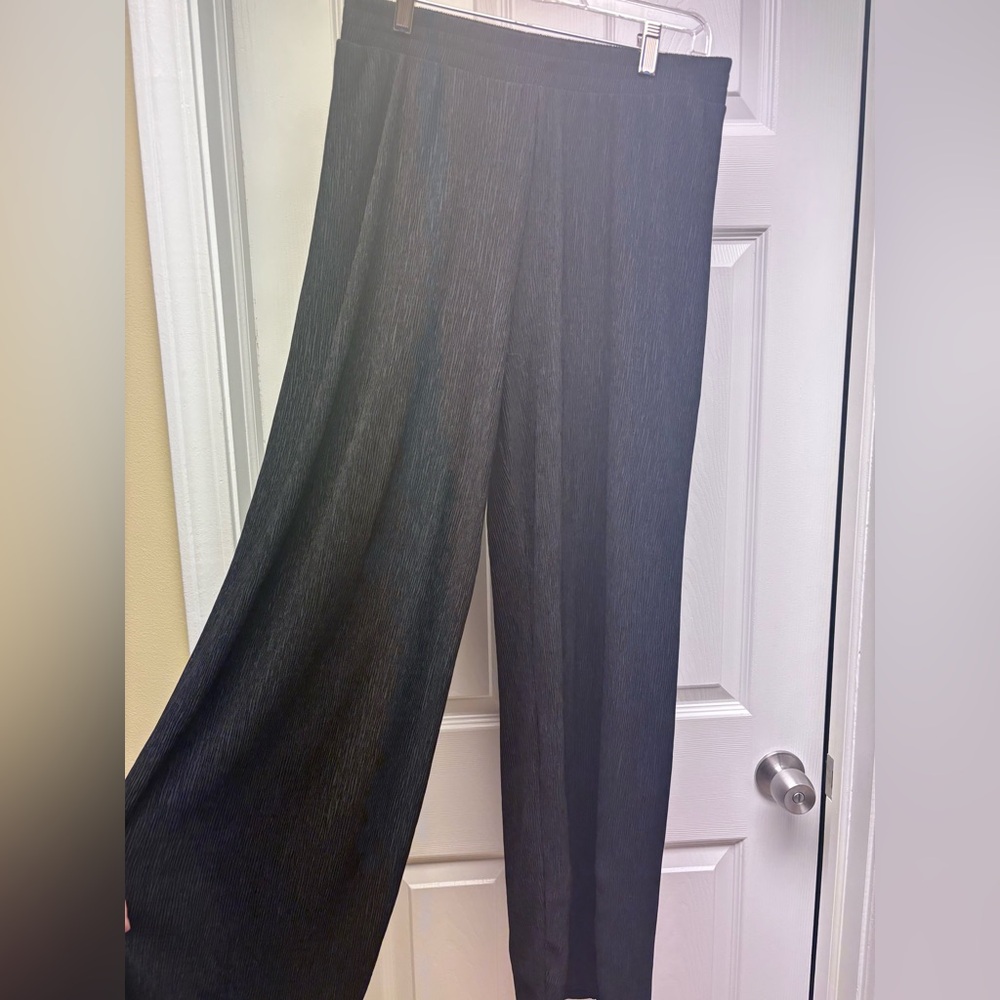 Bailey 44 Black Pleated Wide Leg Pants Size M - Picture 7 of 9